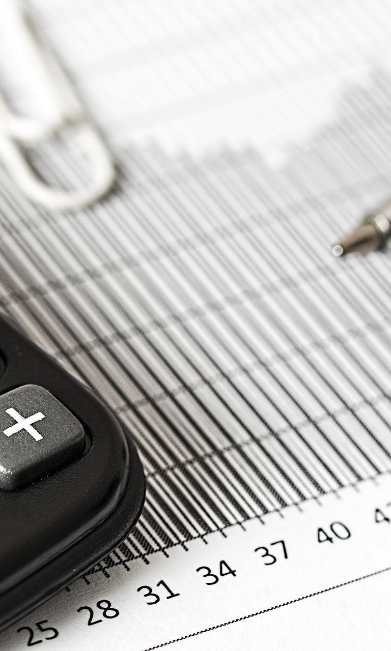 How logistics providers can improve cash flow by outsourcing credit control